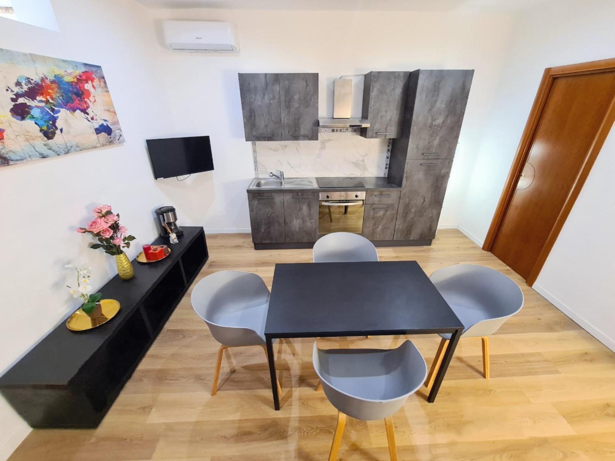 Luxury Flat In Center By The Sea Apartment Bari Exterior photo